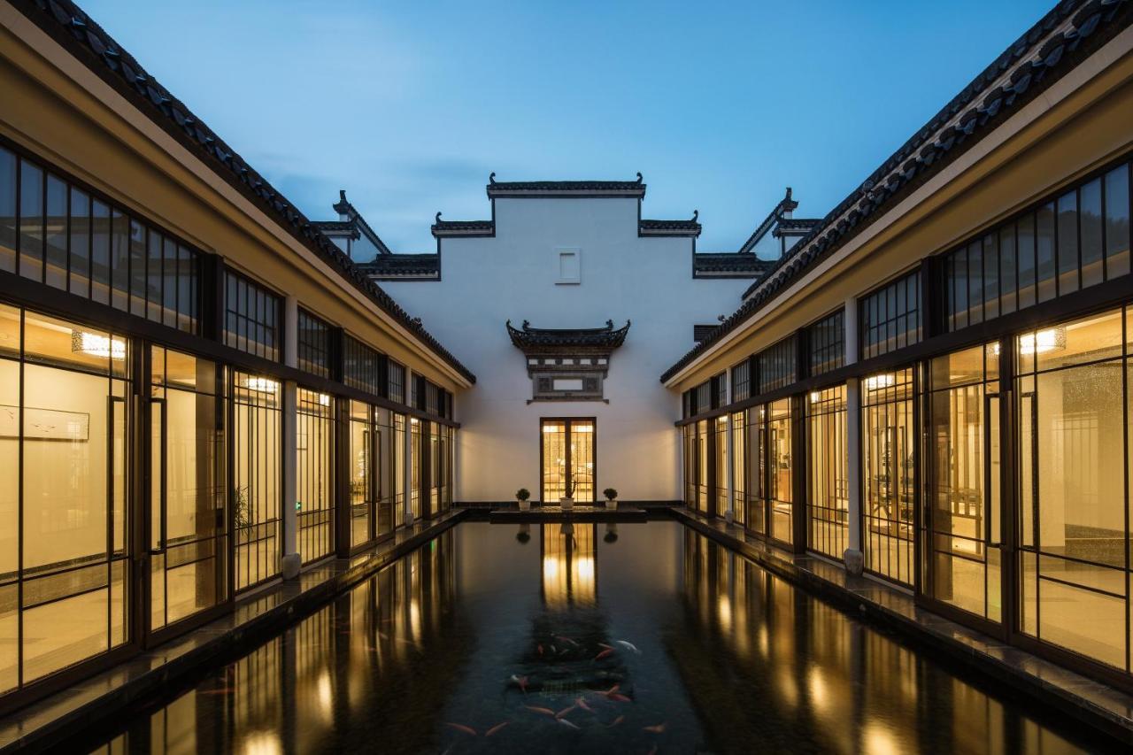 Banyan Tree Hotel Huangshan-The Ancient Charm Of Huizhou, A Paradise Zewnętrze zdjęcie